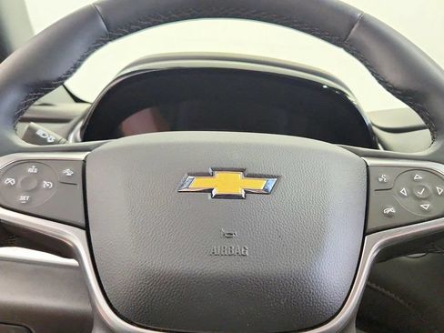 Used 2023 Chevrolet Traverse LT FWD image 18