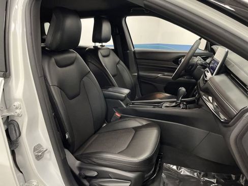 Used 2022 Jeep Compass Altitude image 27