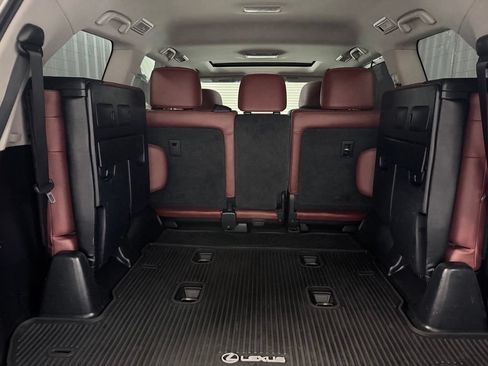 Used 2016 Lexus LX 570 4WD image 39