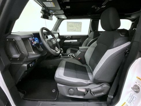 New 2025 Ford Bronco 2-Door image 10