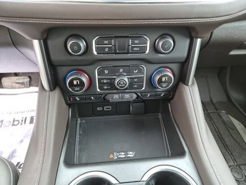 Certified 2024 Chevrolet Suburban Z71 w/ Luxury Package image 24