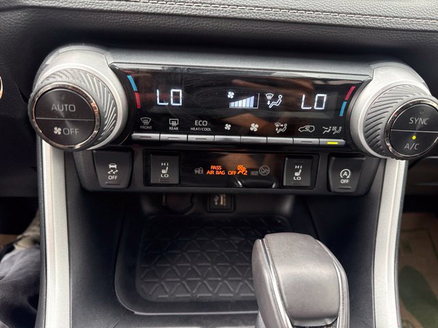 Used 2023 Toyota RAV4 XLE Premium AWD/4WD image 22