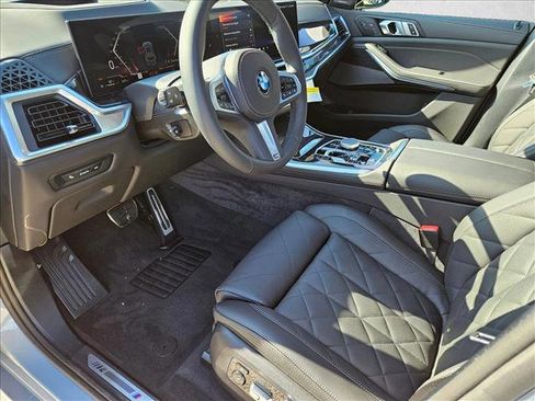 New 2026 BMW X5 xDrive40i w/ M Sport Package image 9