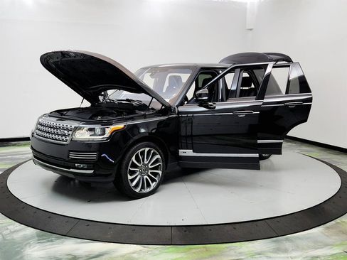 Used 2017 Land Rover Range Rover Long Wheelbase Autobiography AWD/4WD image 9