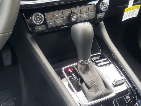 New 2026 Jeep Compass Limited image 13