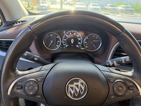 Used 2018 Buick Enclave Avenir w/ Avenir Technology Package image 23