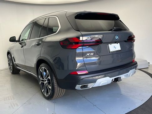 New 2026 BMW X5 xDrive50e image 4