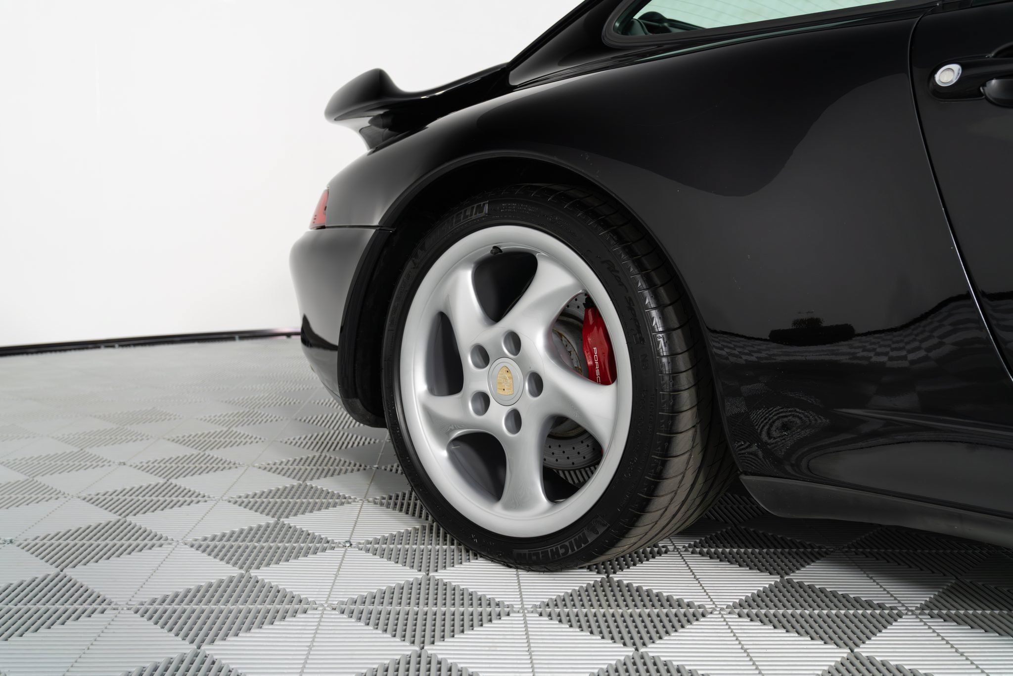 Used 1996 Porsche 911 Turbo RWD image 26