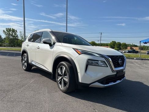 Used 2023 Nissan Rogue Platinum AWD/4WD image 7