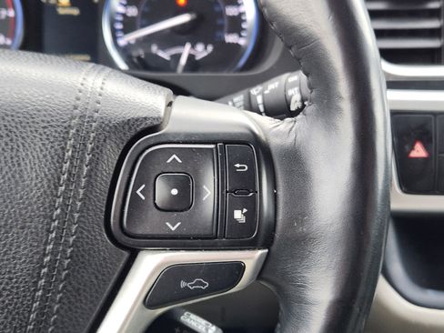 Used 2015 Toyota Highlander Limited Platinum image 33