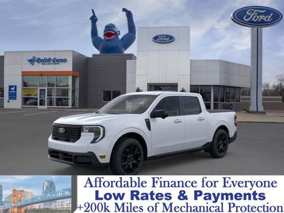 New 2025 Ford Maverick Lariat w/ Black Appearance Package