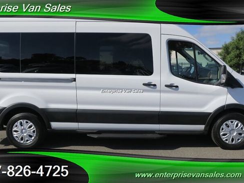 Used 2023 Ford Transit 350 XLT RWD image 4