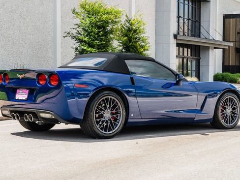 Used 2006 Chevrolet Corvette Convertible RWD image 32
