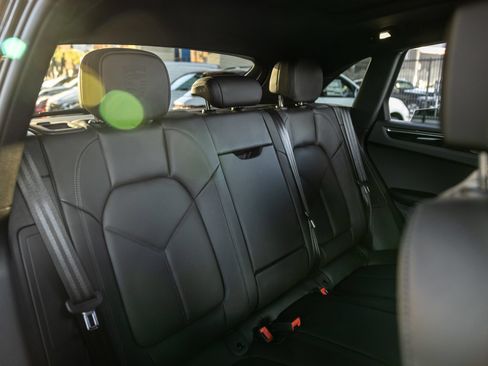 Certified 2026 Porsche Macan AWD/4WD image 50