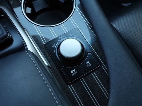 Used 2017 Lexus RX 450h 450h image 29