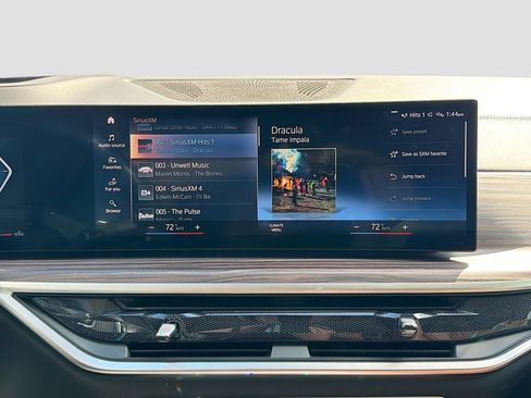 Used 2023 BMW X7 xDrive40i w/ Executive Package image 30