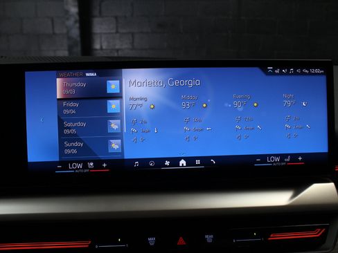 Used 2024 BMW 530i xDrive AWD/4WD image 66