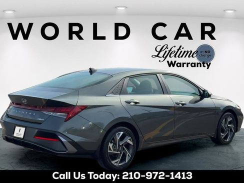 New 2026 Hyundai Elantra Limited FWD image 3