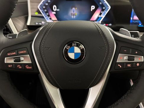 Used 2026 BMW X5 sDrive40i w/ Premium Package image 16