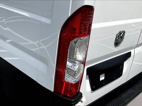 Used 2023 RAM ProMaster 3500 w/ Driver Convenience Group FWD image 18