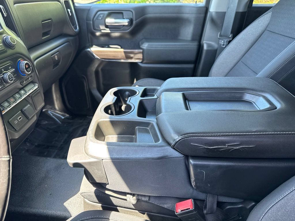 Used 2019 Chevrolet Silverado 1500 LT w/ Convenience Package AWD/4WD image 21