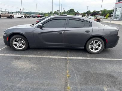 Used 2022 Dodge Charger SXT w/ Leather Interior Group