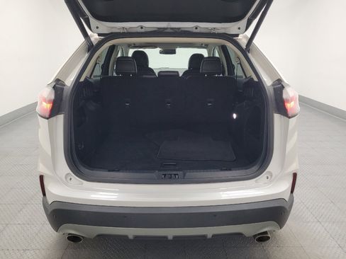 Used 2019 Ford Edge SEL w/ Equipment Group 201A FWD image 29