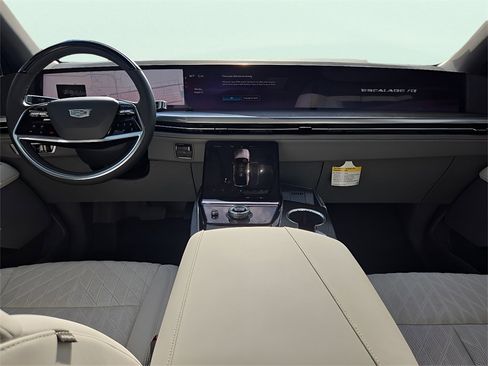 New 2026 Cadillac Escalade IQ Luxury 1 w/ LPO, Floor Liner Package image 18