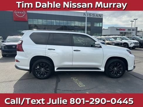 Used 2022 Lexus GX 460 Premium AWD/4WD image 13