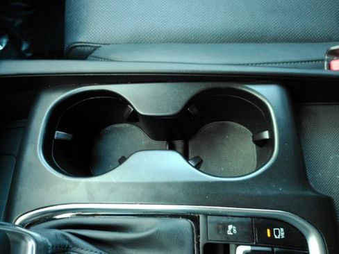 Used 2020 Hyundai Santa Fe Limited image 55