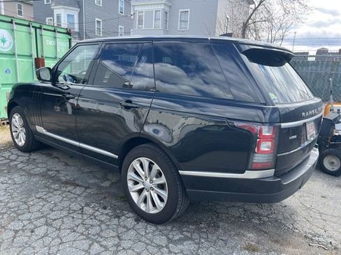Used 2017 Land Rover Range Rover HSE image 9