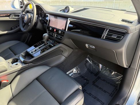 New 2026 Porsche Macan Turbo image 17