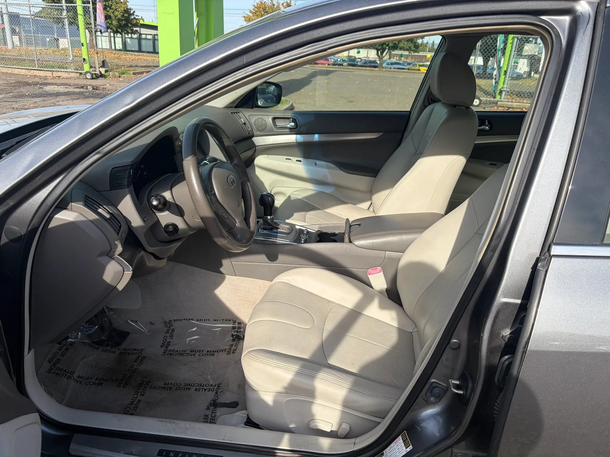 Used 2013 INFINITI G37 x Sedan w/ Premium Pkg AWD/4WD image 9