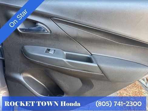 Used 2023 Chevrolet Bolt LT FWD image 10