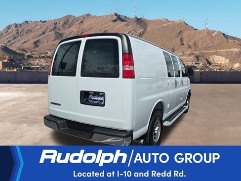 Used 2025 Chevrolet Express 2500 w/ Driver Convenience Package RWD image 5
