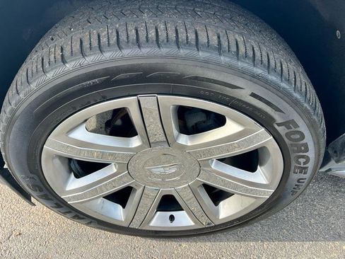 Used 2020 Cadillac Escalade Luxury AWD/4WD image 23