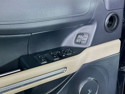Used 2023 Ford Expedition Max Limited RWD image 15