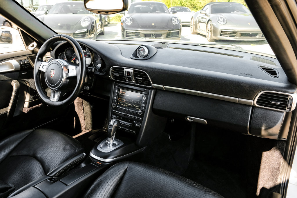 Used 2011 Porsche 911 Carrera GTS RWD image 13