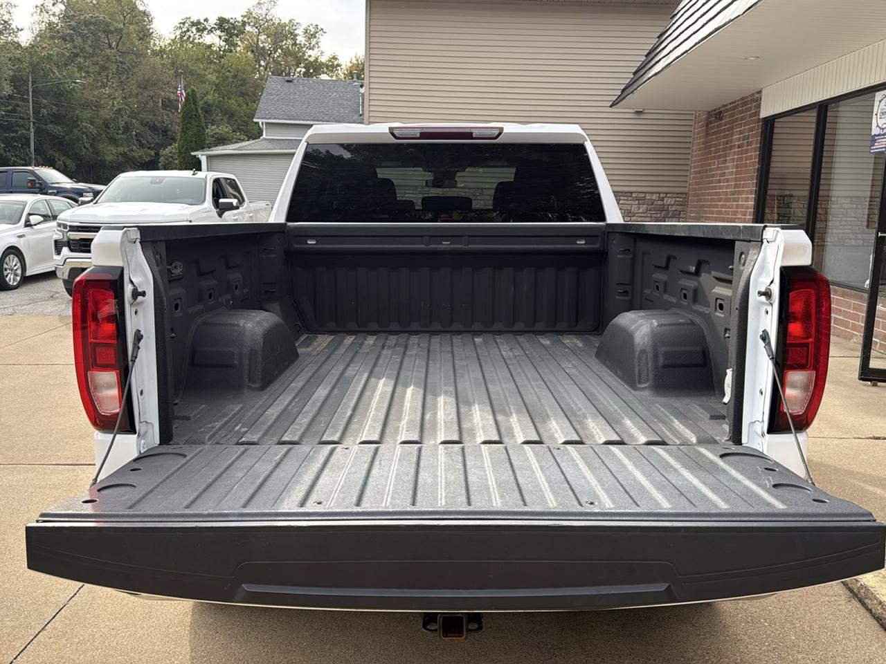 Used 2024 GMC Sierra 1500 Pro w/ Pro Value Package AWD/4WD image 19