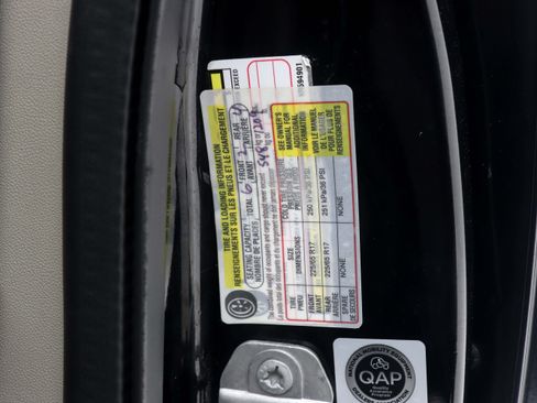 Used 2019 Dodge Grand Caravan SXT FWD image 38