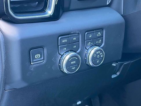 New 2026 GMC Sierra 2500 Denali w/ Denali Reserve Package AWD/4WD image 23