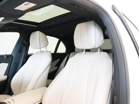 Used 2022 Mercedes-Benz E 450 4MATIC Sedan w/ Driver Assistance Package image 21