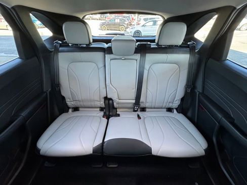 New 2025 Ford Escape SE w/ PHEV Premium Package image 27