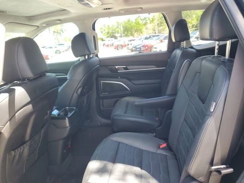 Certified 2024 Kia Telluride SX Prestige image 8