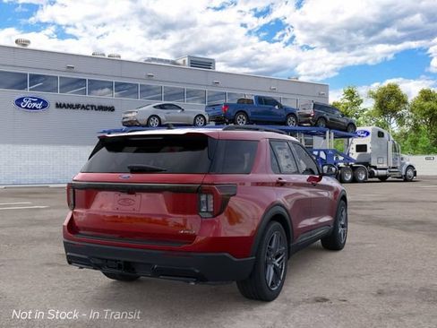New 2026 Ford Explorer ST-Line w/ ST-Line Street Pack AWD/4WD image 3