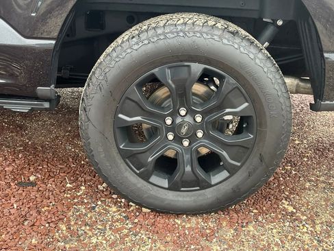 Used 2023 Ford F150 Platinum w/ Equipment Group 701A High image 5