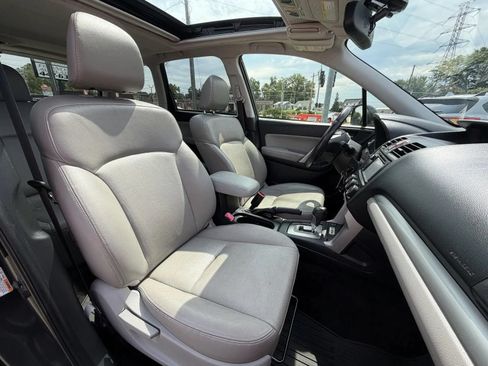 Used 2015 Subaru Forester 2.5i Limited AWD/4WD image 14