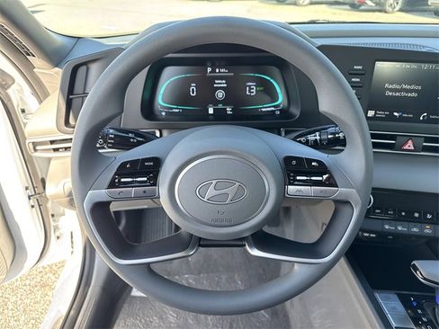 New 2026 Hyundai Elantra Blue image 23