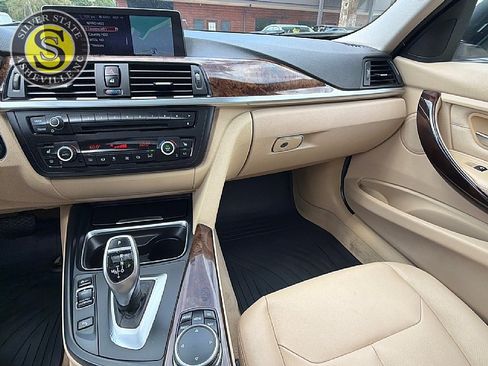 Used 2015 BMW 328i xDrive Wagon AWD/4WD image 23