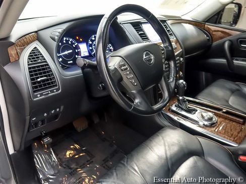 Used 2019 Nissan Armada Platinum w/ Captain's Chairs Package AWD/4WD image 10